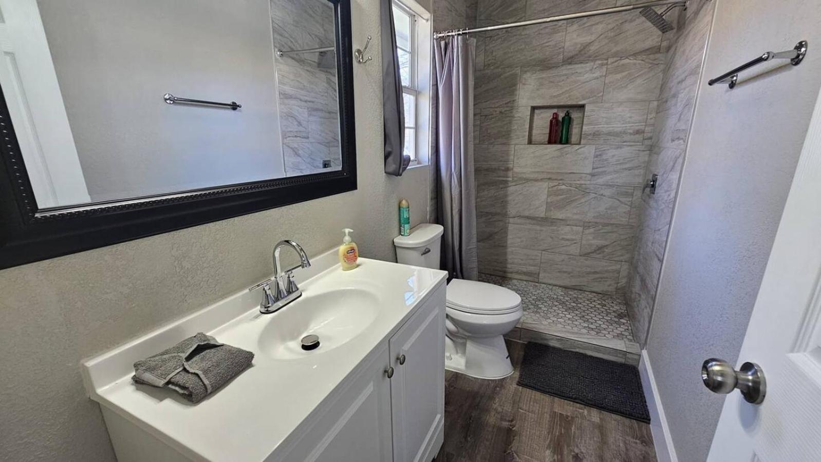 Spacious Home Near Downtown Austin Esterno foto